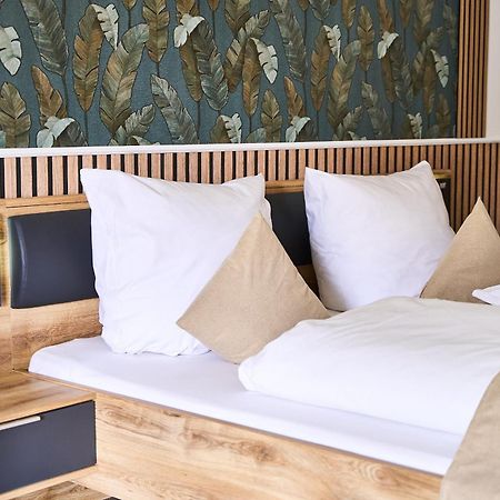 Hotel Maximo Pinneberg Dış mekan fotoğraf