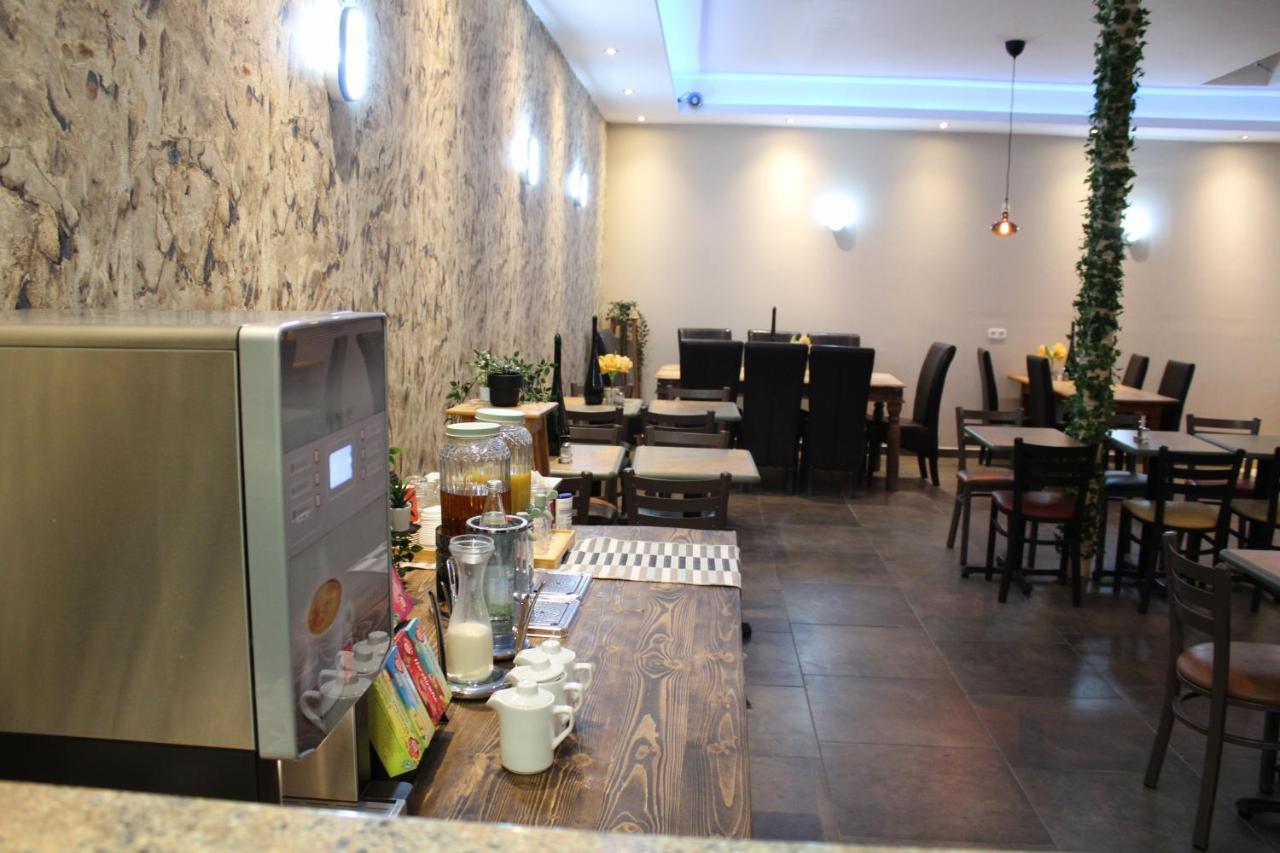 Hotel Maximo Pinneberg Dış mekan fotoğraf