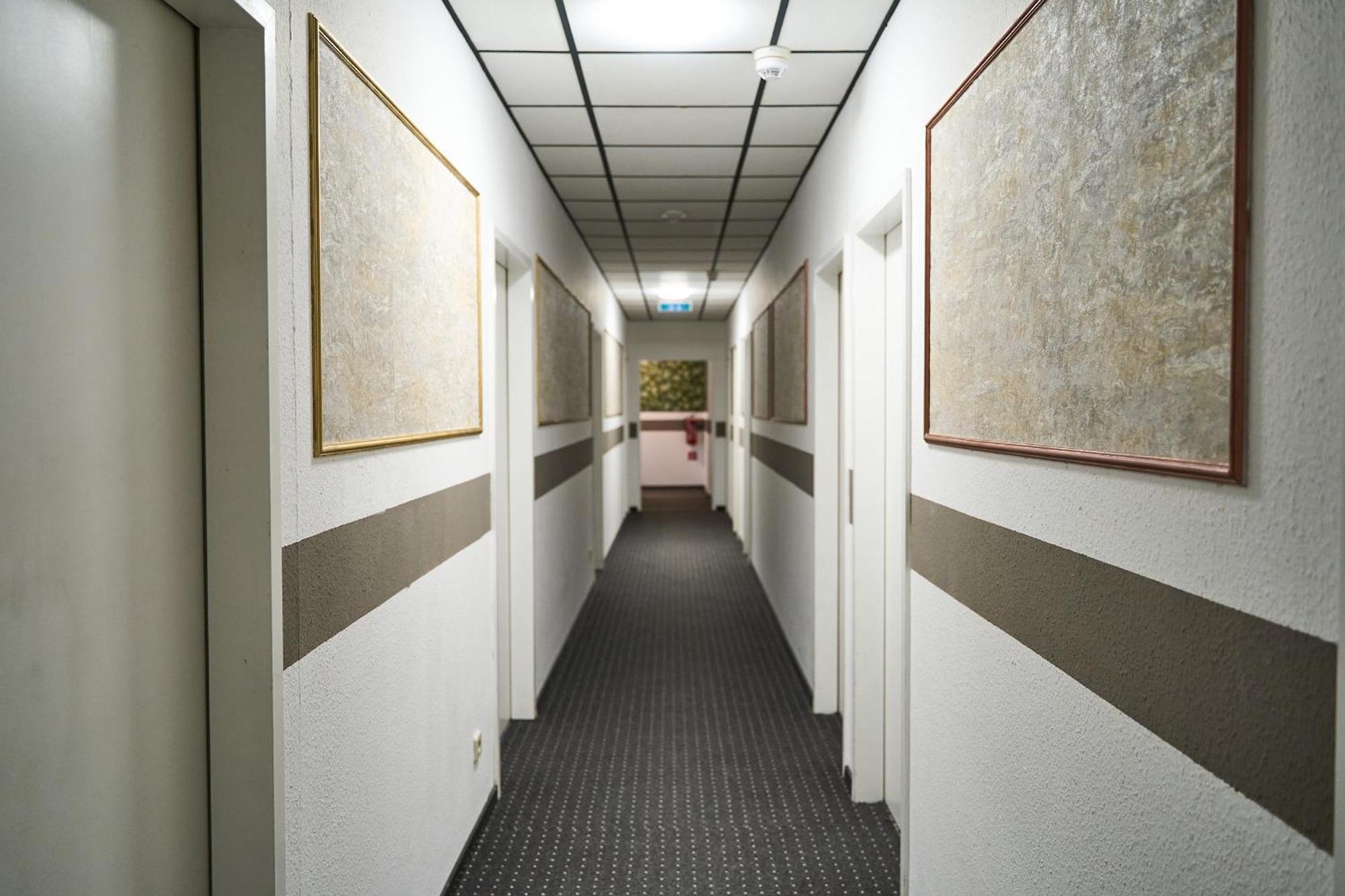 Hotel Maximo Pinneberg Dış mekan fotoğraf