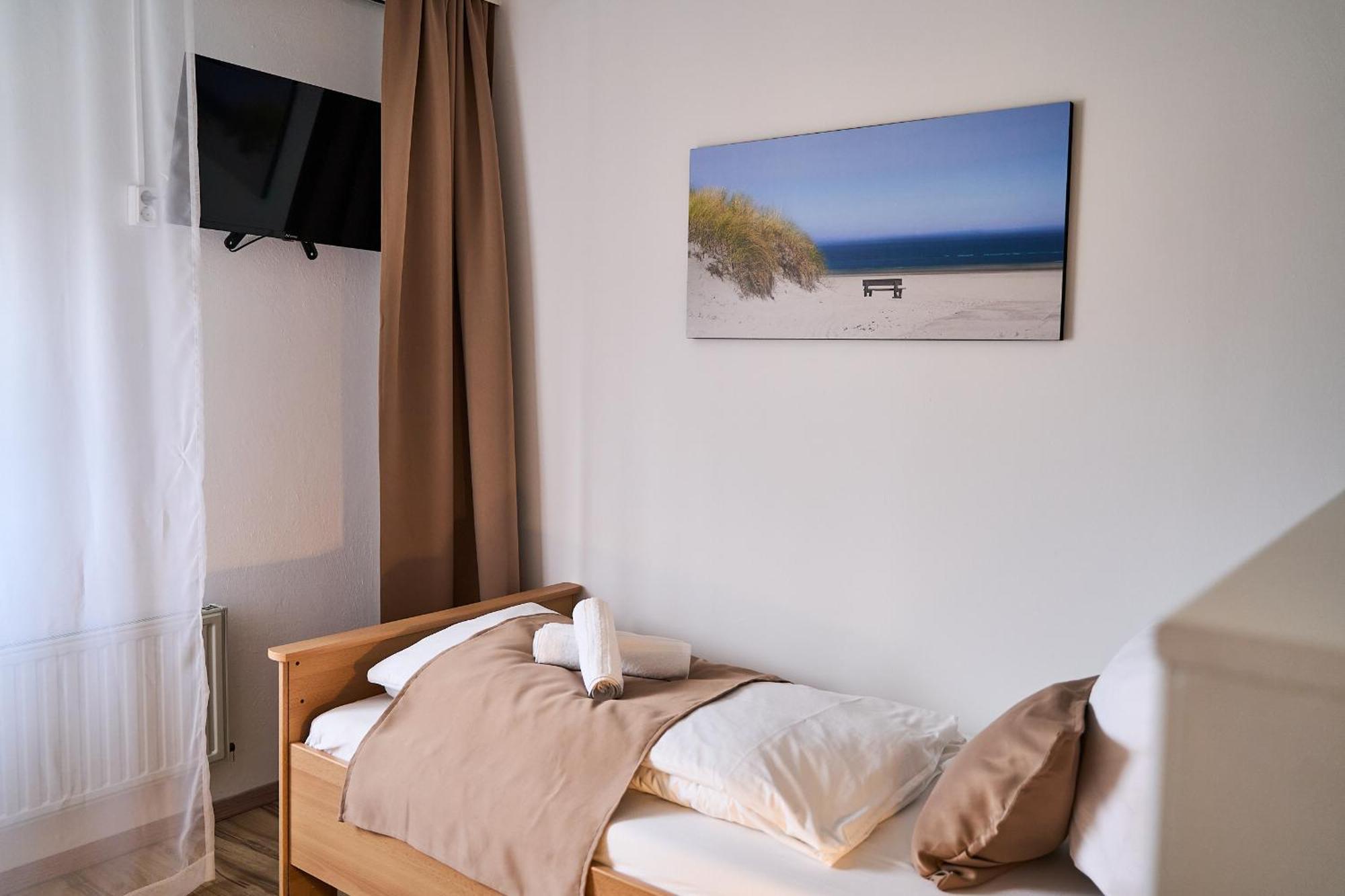 Hotel Maximo Pinneberg Dış mekan fotoğraf