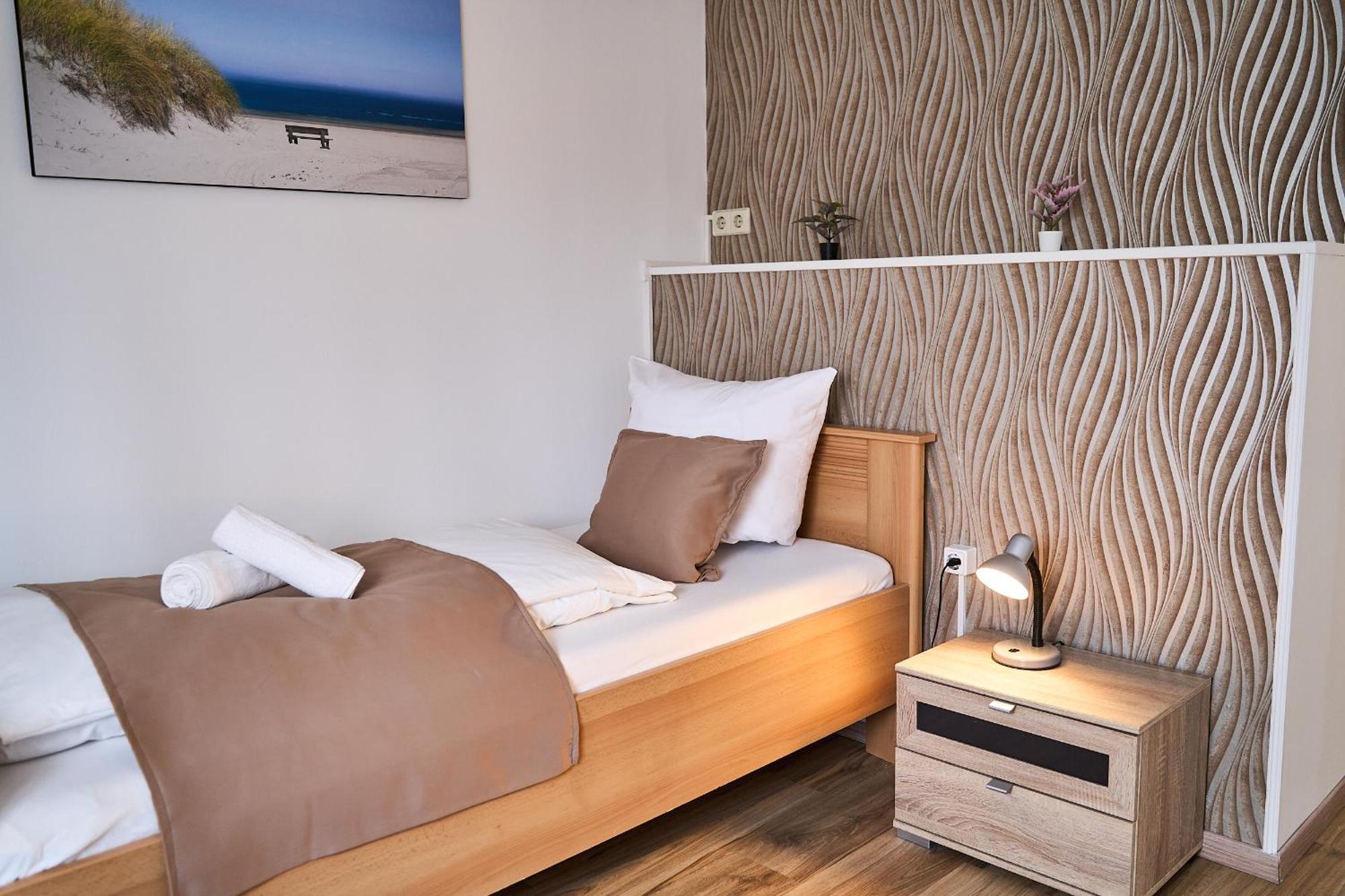 Hotel Maximo Pinneberg Dış mekan fotoğraf