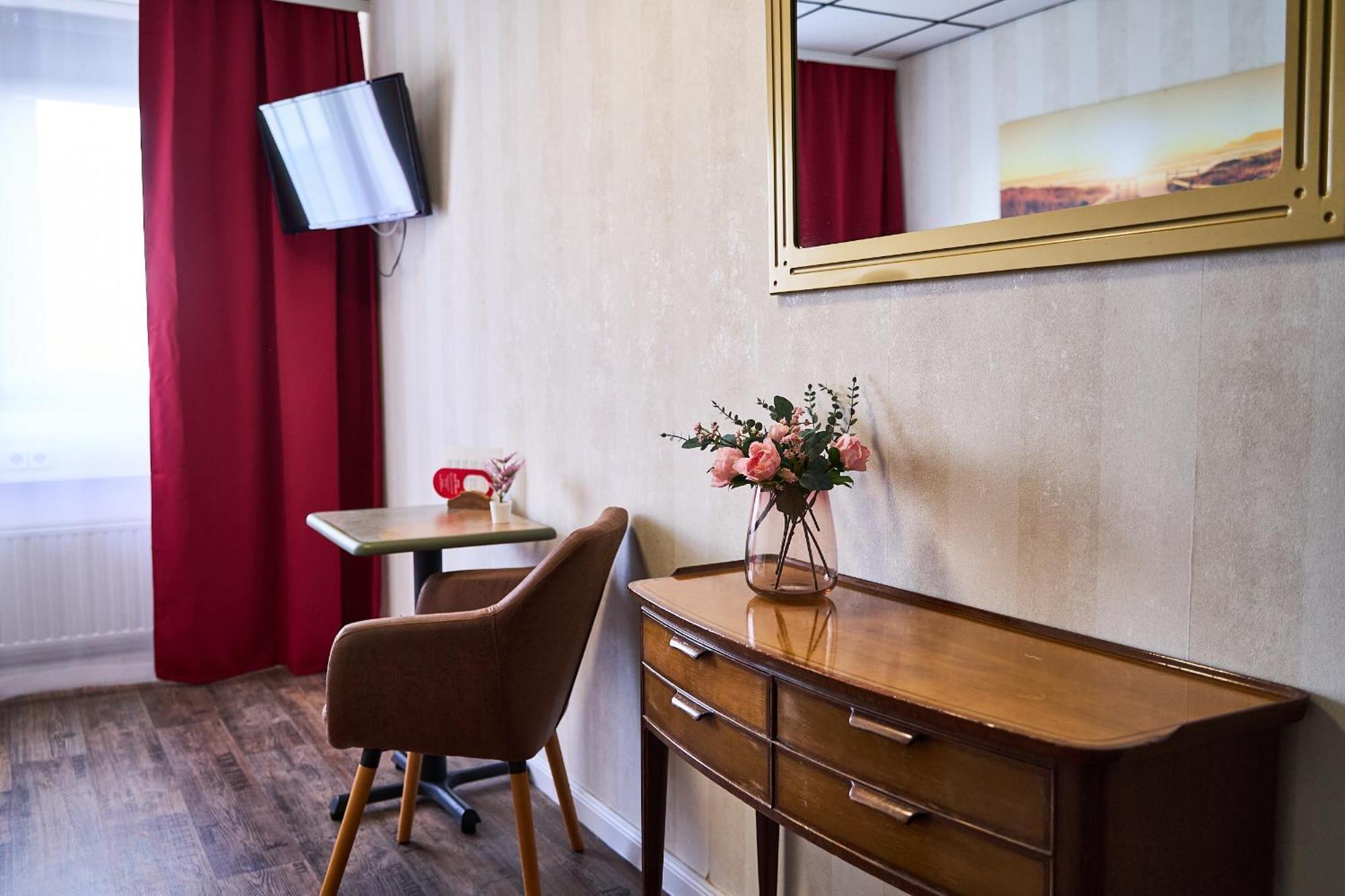 Hotel Maximo Pinneberg Dış mekan fotoğraf