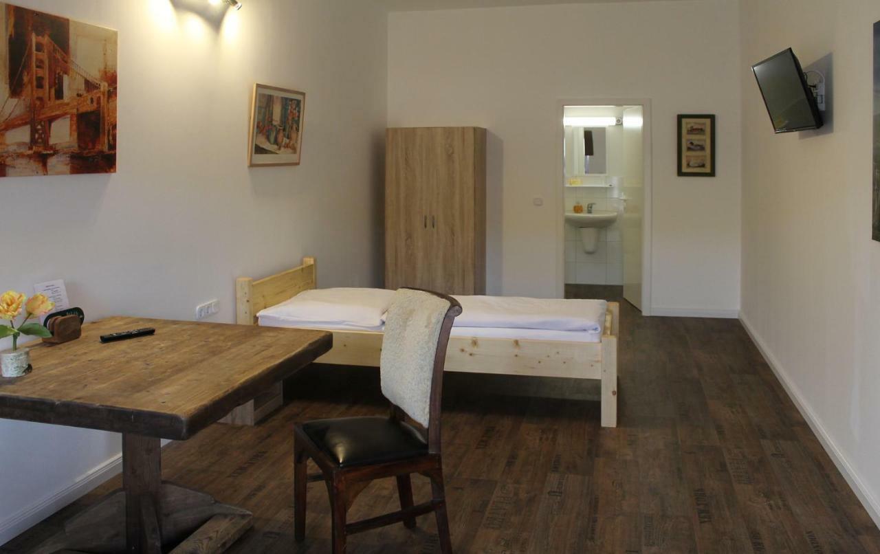 Hotel Maximo Pinneberg Dış mekan fotoğraf